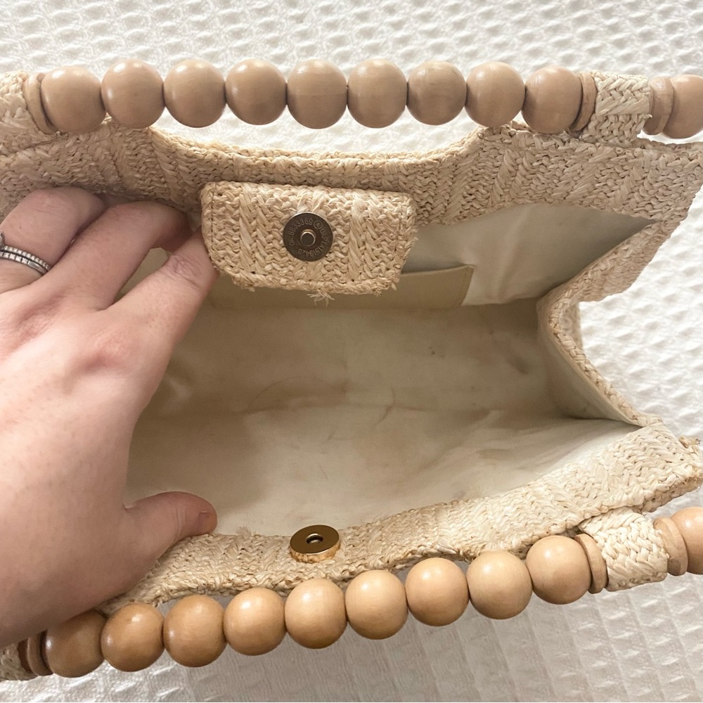 Cream Handbag with Wooden Handle - Picture 7 of 7